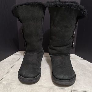 Ugg Australia black short boots size Us 7